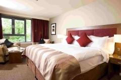 Kingsmills-Hotel-Accommodation-Kingsclub-Cocoon-King-Room