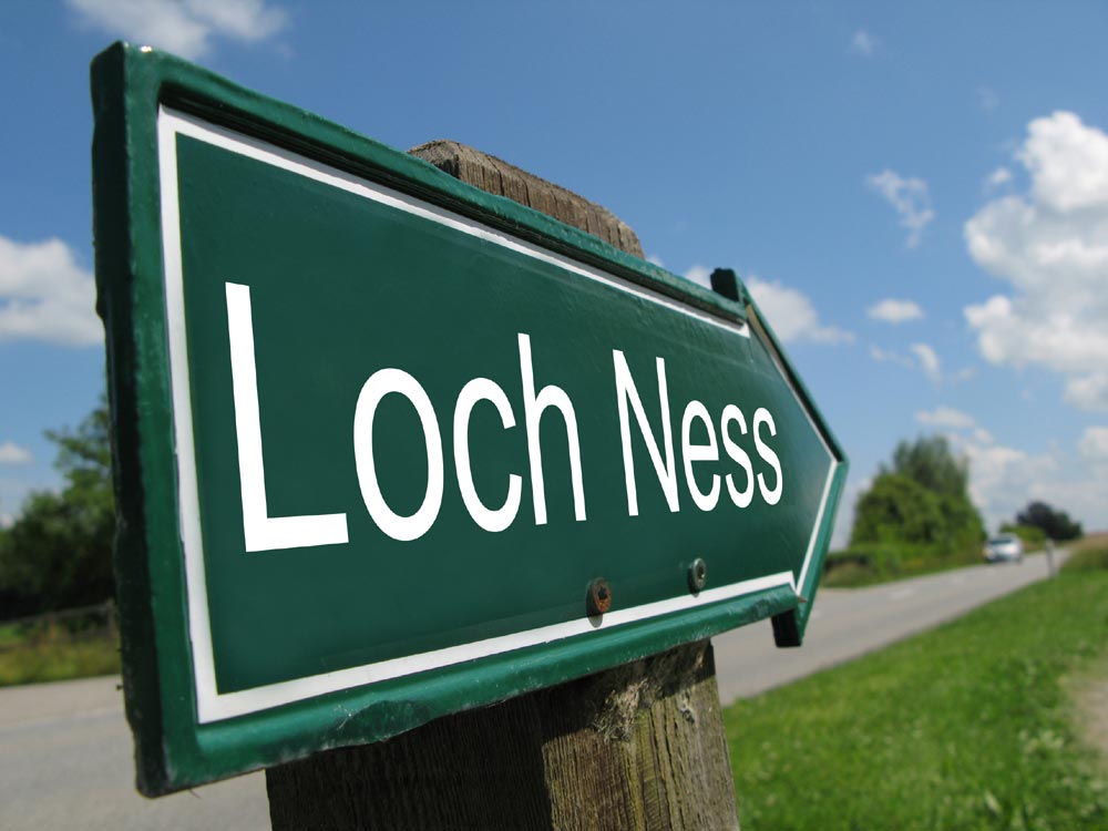 Sign pointing direction of Loch Ness