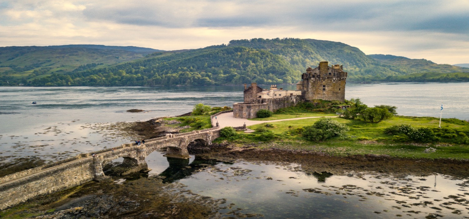 Visit Eilean Donan Castle in Dornie, Scotland | Kingsmills Hotel