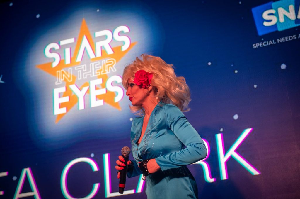 Bea Clark is Dolly Parton at Stars in Their Eyes 2023