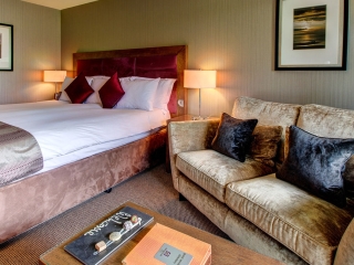 1524684995CocoonRoom 1524684995CocoonRoom