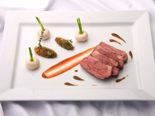 1524686813DiningEventsGallery1 1524686813DiningEventsGallery1