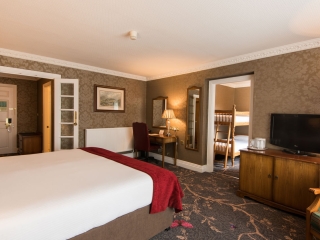 1533640519Classicfamily3 1533640519Classicfamily3