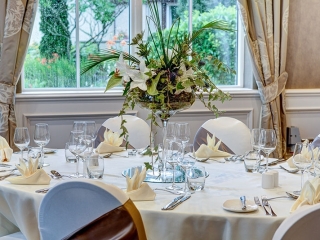 GBV_Kingsmills_Suite-Table-settings-2_Web