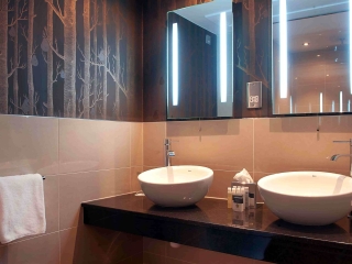 Kingsmills-Hotel-Accom-Garden-Room-Bathroom