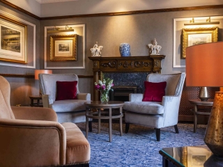 Reception-Lounge-4 Reception-Lounge-4