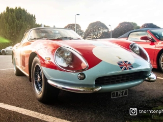 Vintage car at Kingsmills Hotel