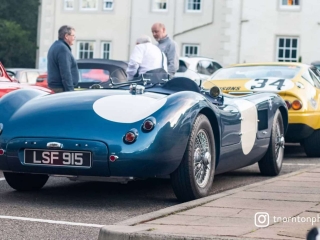 Vintage car at Kingsmills Hotel