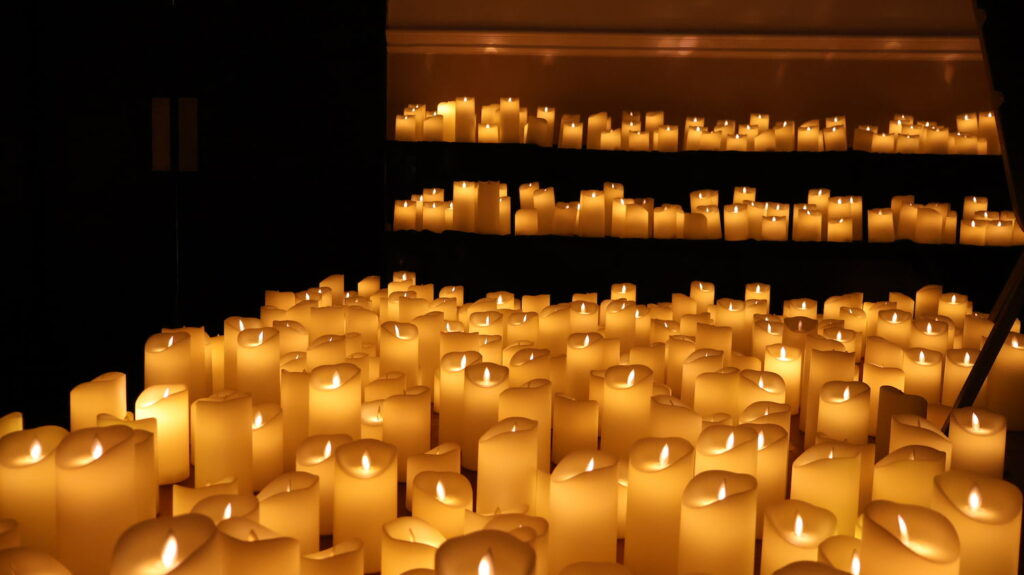 1000 candles at a candlelight concert